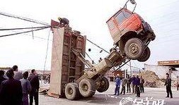 西安高压线最新爆料,安全隐患与环保争议再引关注